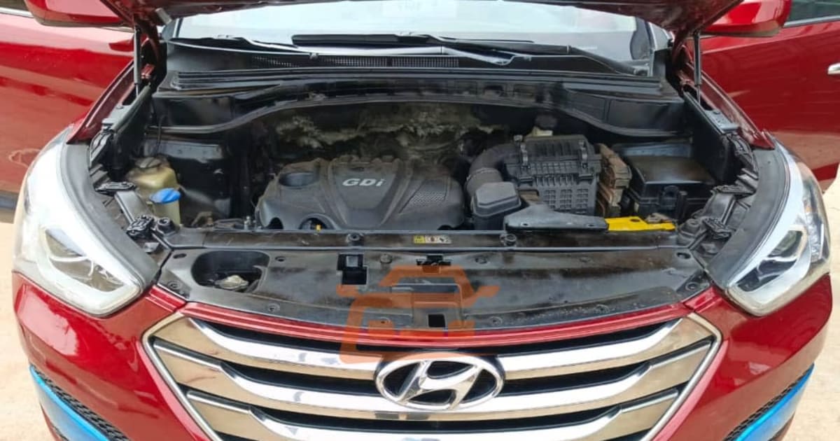 2015 Hyundai Santa Fe à Yaounde — photo 5/7