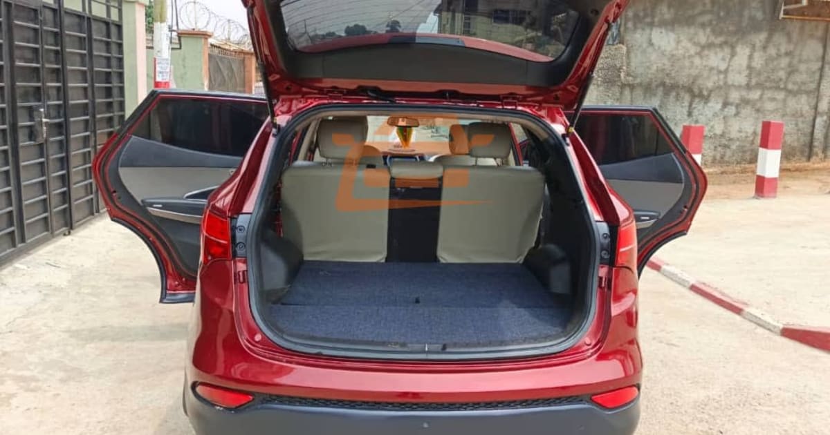 2015 Hyundai Santa Fe à Yaounde — photo 7/7