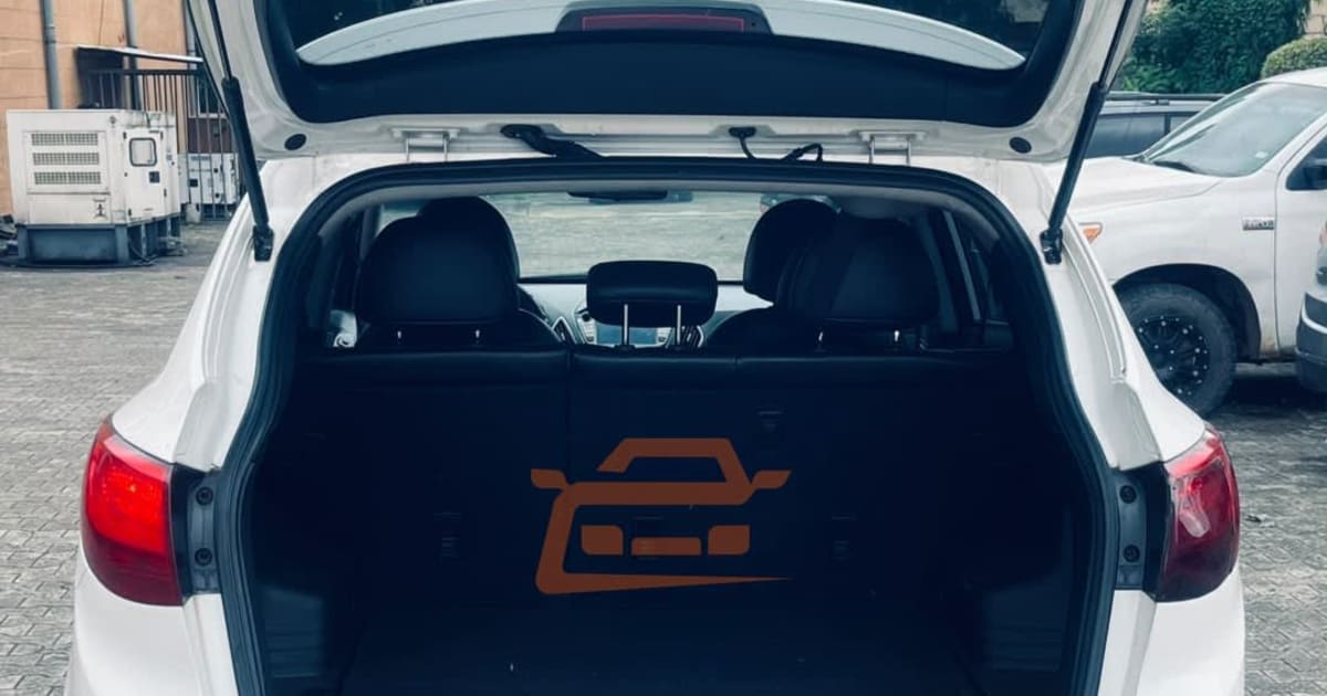 2011 Hyundai Tucson à Douala — photo 6/9