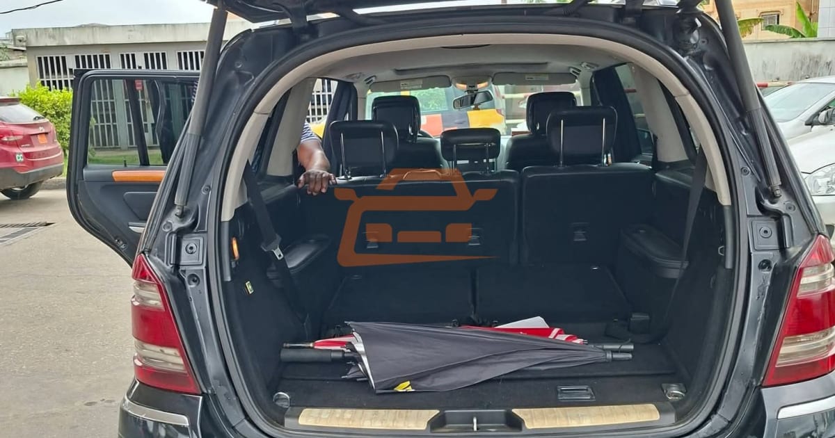 2008 Mercedes-Benz GL-Class à Douala — photo 4/6