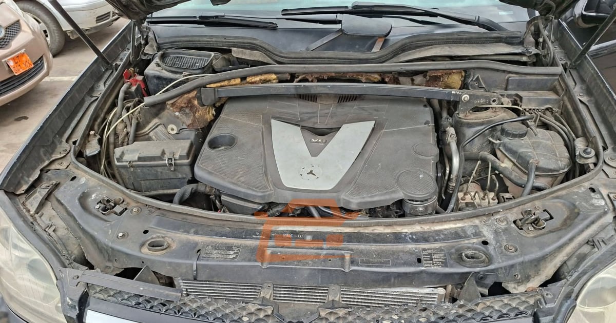 2008 Mercedes-Benz GL-Class à Douala — photo 5/6