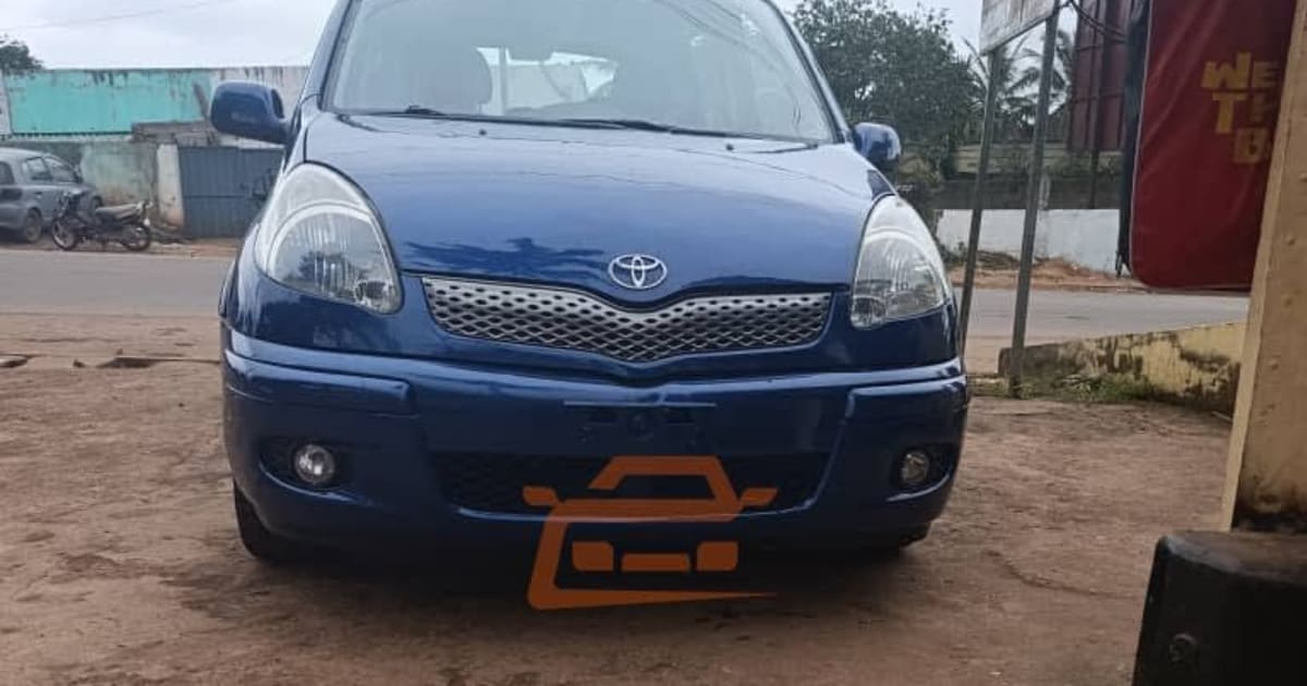 2005 Toyota Yaris à Yaounde — photo 7/7