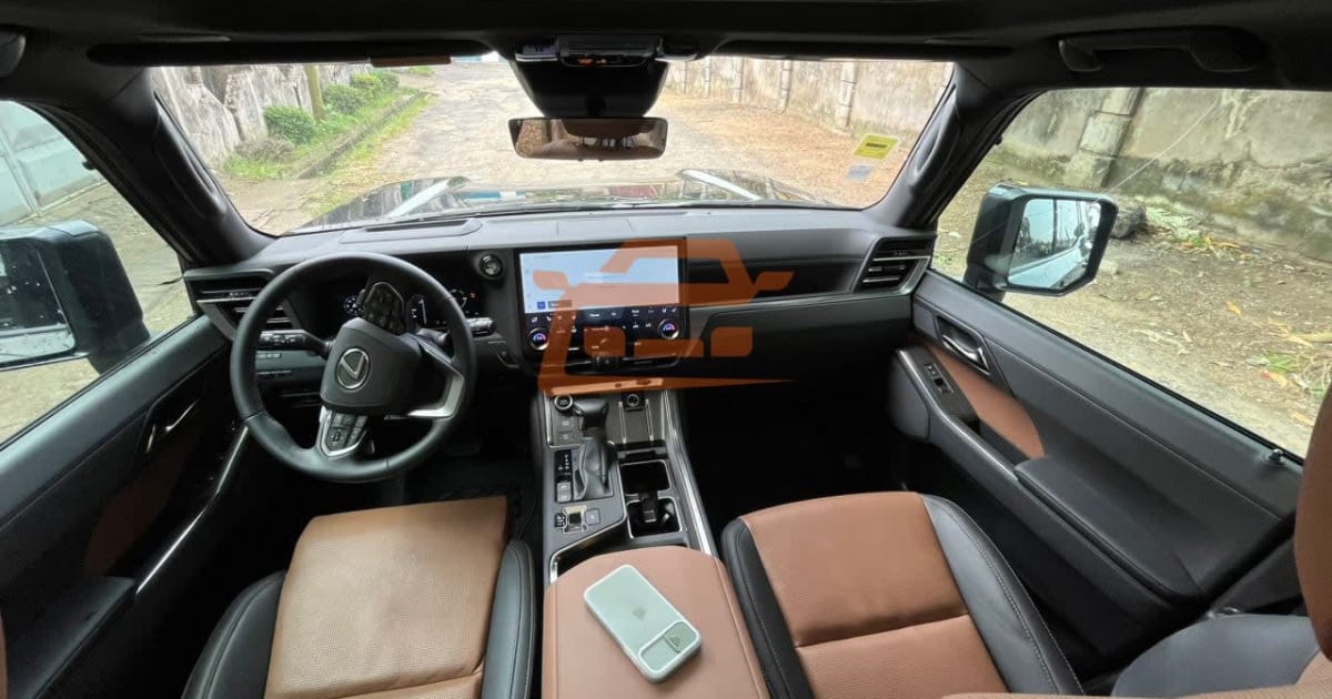 2025 Lexus Gx 550 à Douala — photo 2/9