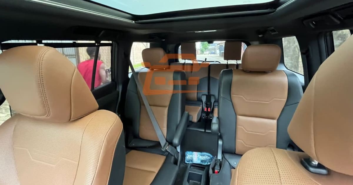 2025 Lexus Gx 550 à Douala — photo 4/9