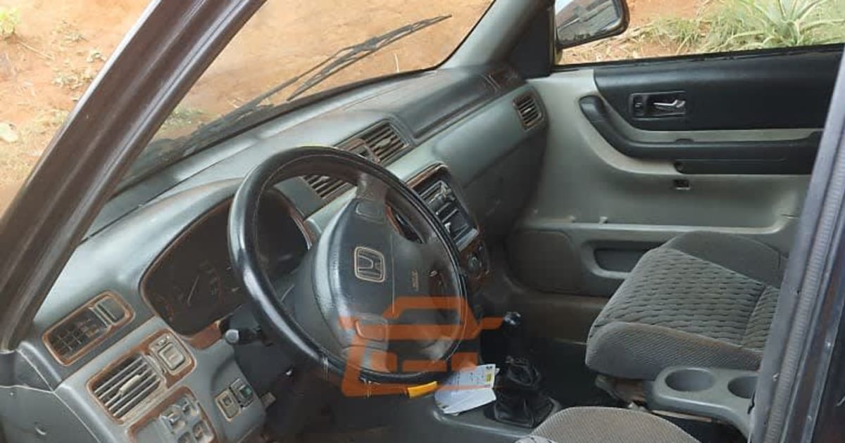1998 Honda CR-V à Yaounde — photo 2/6