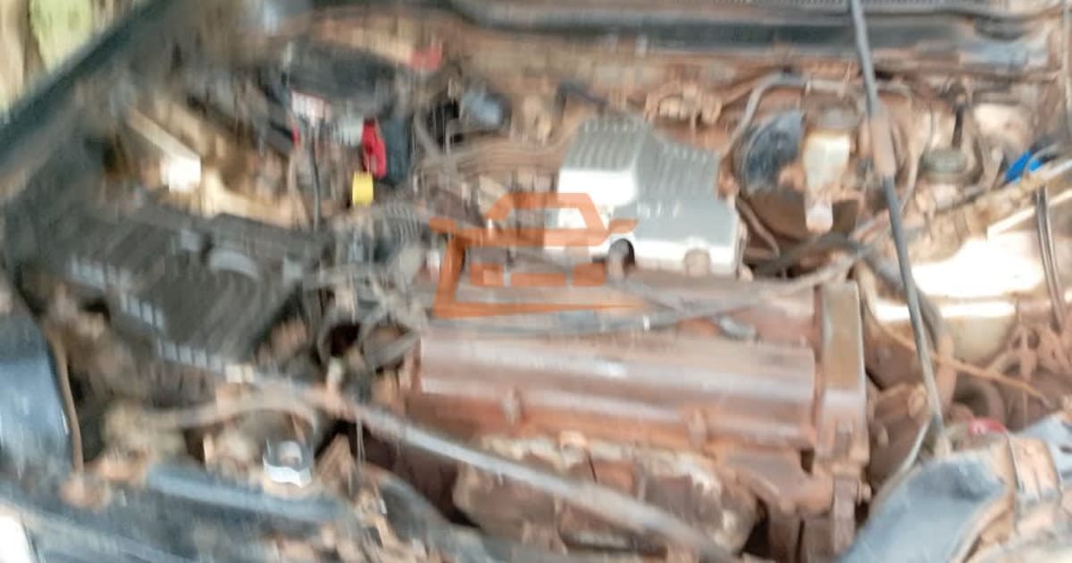 1998 Honda CR-V à Yaounde — photo 6/6