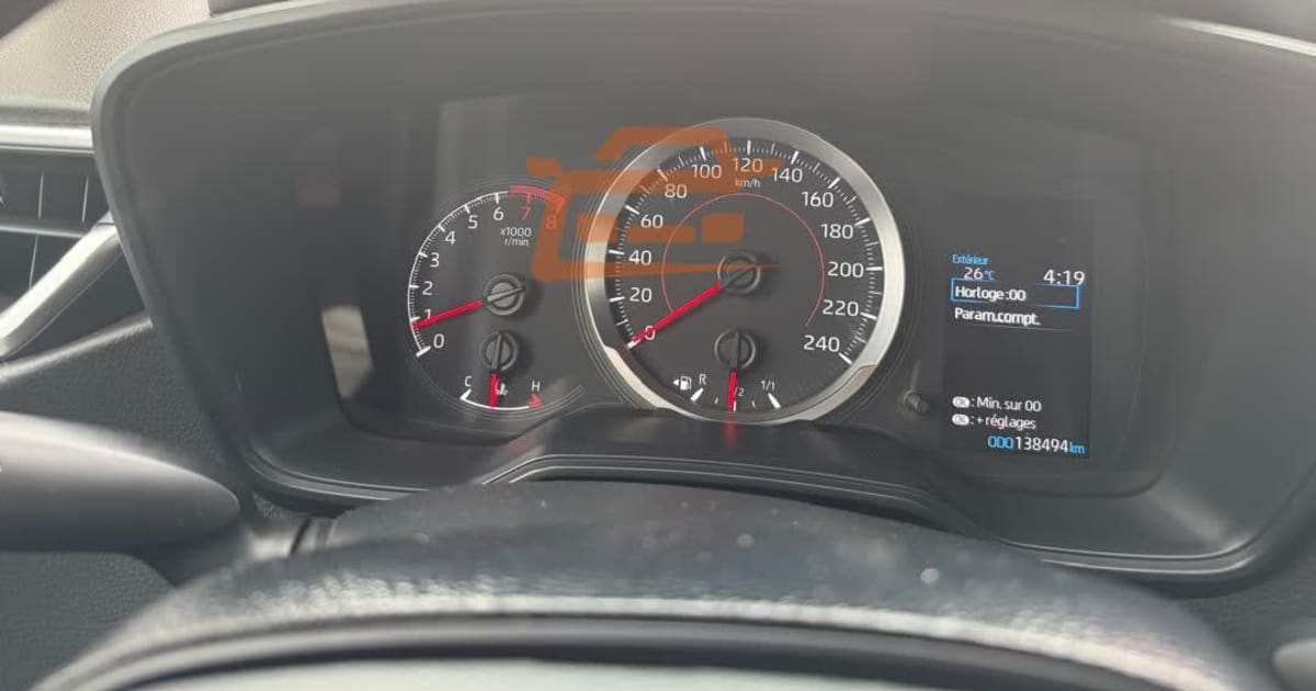 2020 Toyota Corolla à Douala — photo 3/8
