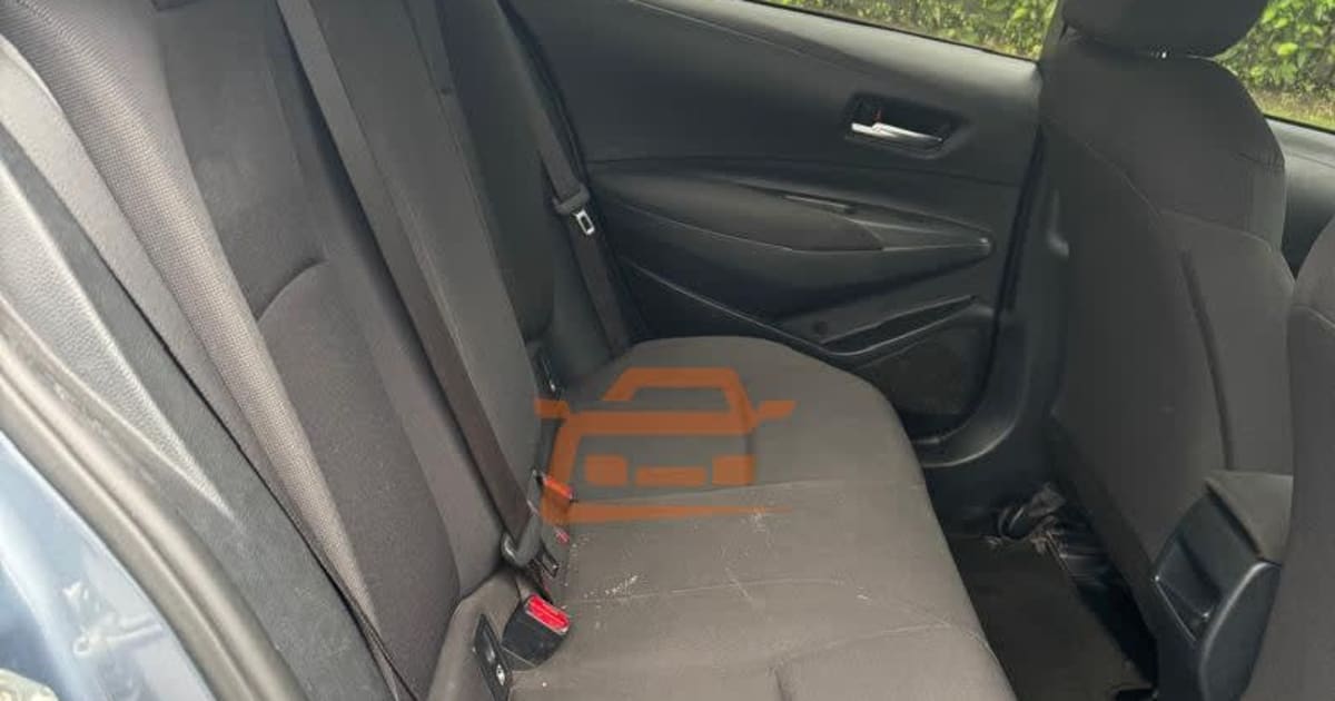 2020 Toyota Corolla à Douala — photo 7/8