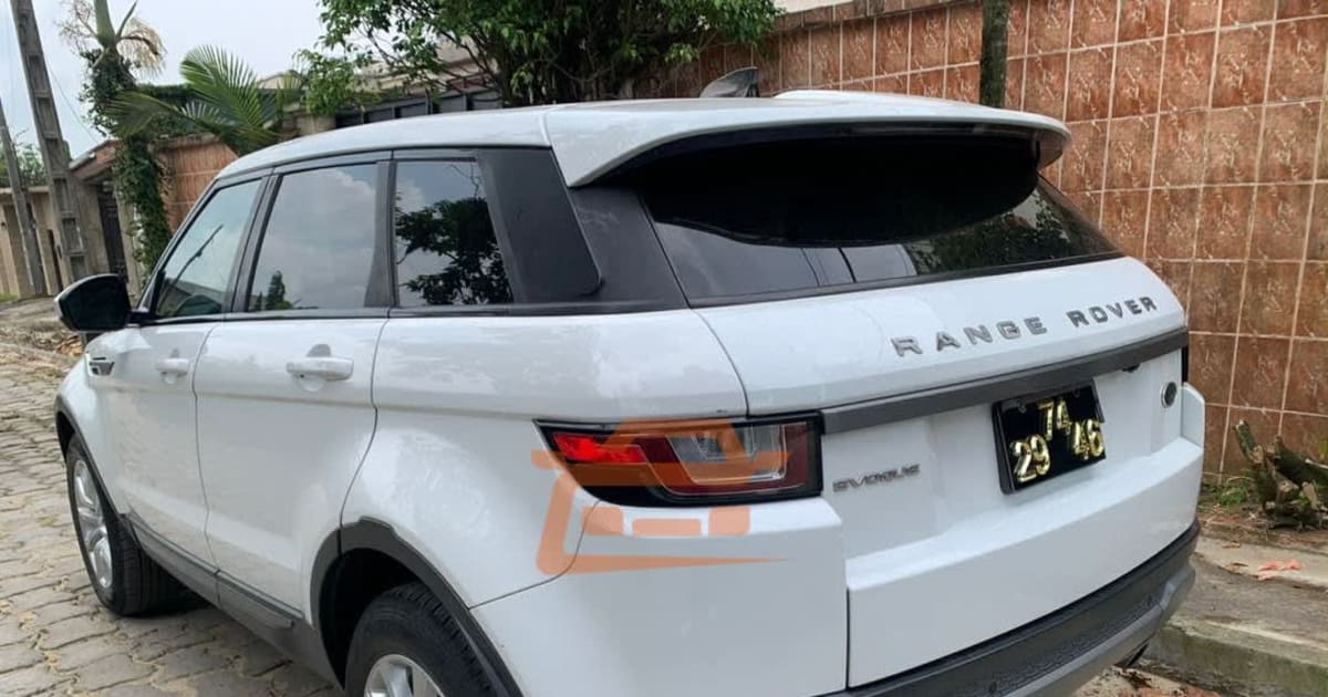 2018 Land Rover Range Rover Evoque à Douala — photo 2/8