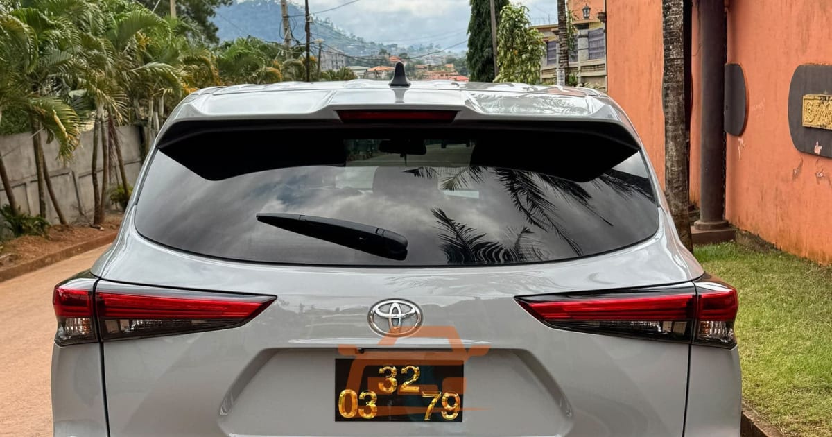 2023 Toyota Highlander à Yaounde — photo 4/9