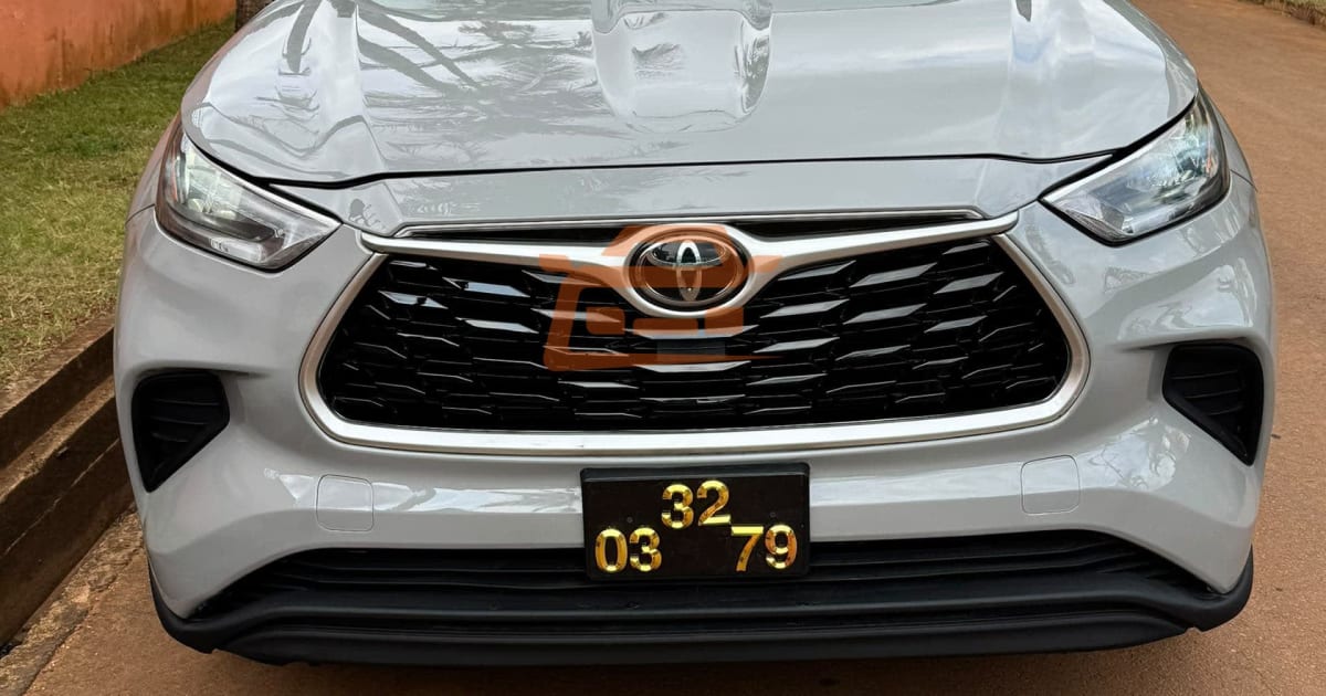 2023 Toyota Highlander à Yaounde — photo 5/9