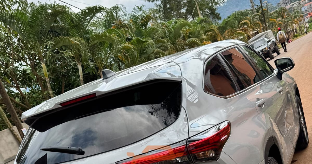 2023 Toyota Highlander à Yaounde — photo 6/9