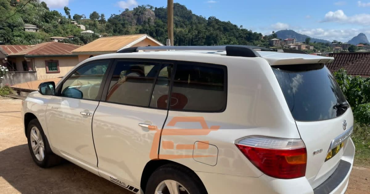 2009 Toyota Highlander à Yaounde — photo 8/9