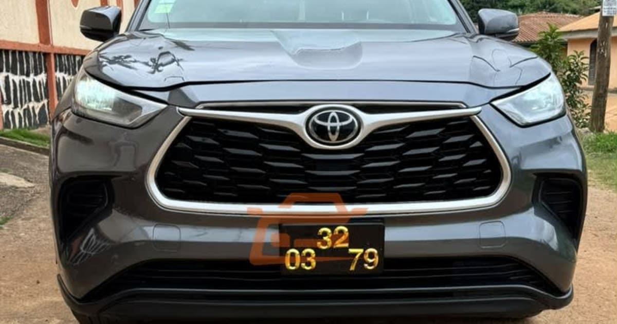 2023 Toyota Highlander à Yaounde — photo 7/9