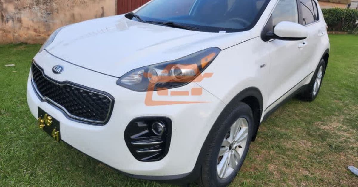 2017 Kia Sportage à Yaounde — photo 2/9