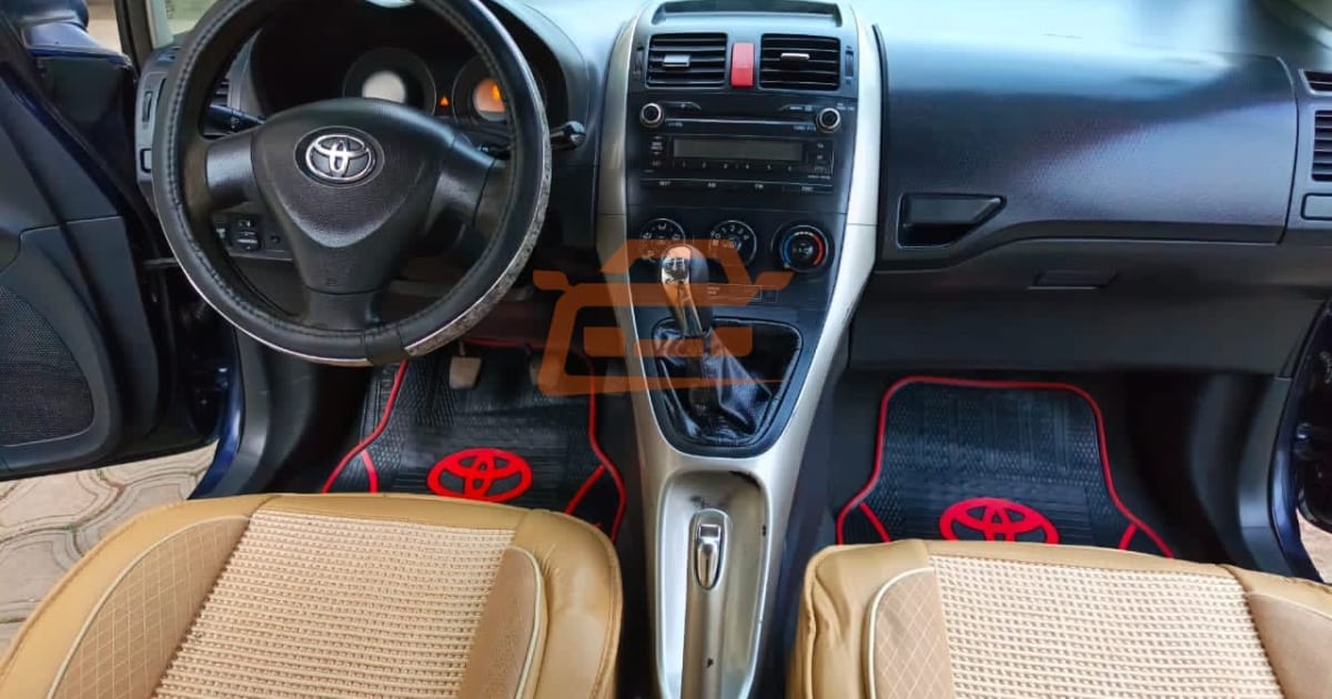 2009 Toyota Auris à Yaounde — photo 4/9