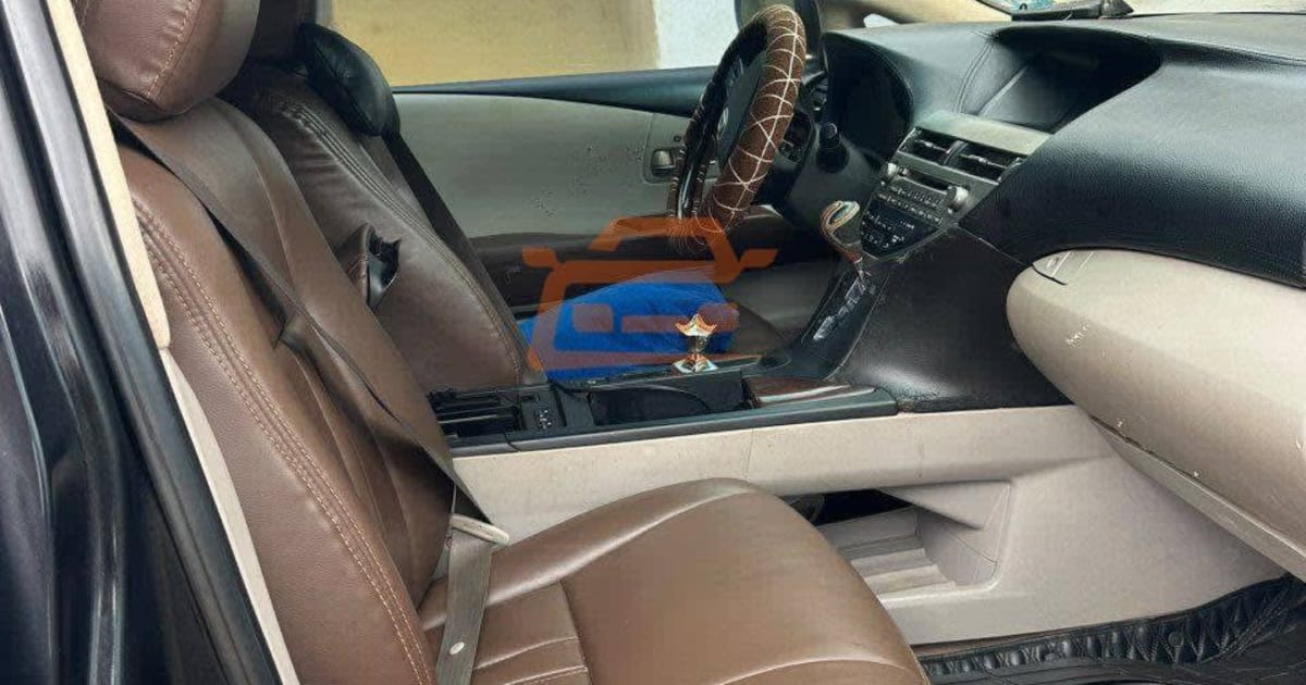 2024 Lexus Rx 350 à Douala — photo 3/9