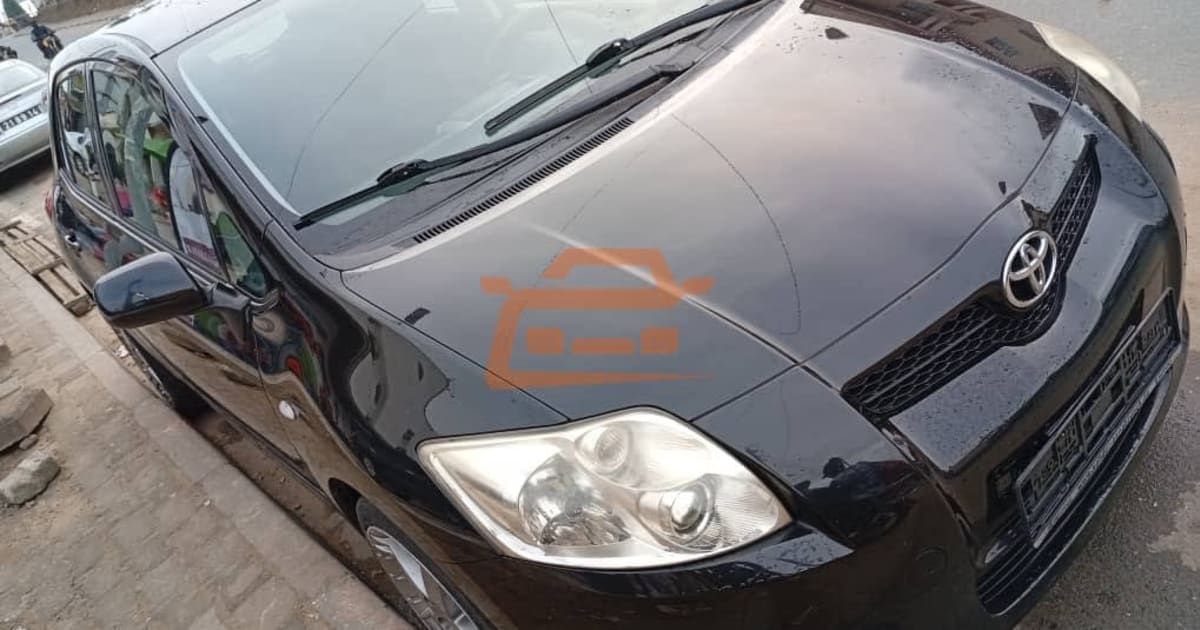 2009 Toyota Auris à Douala — photo 6/9