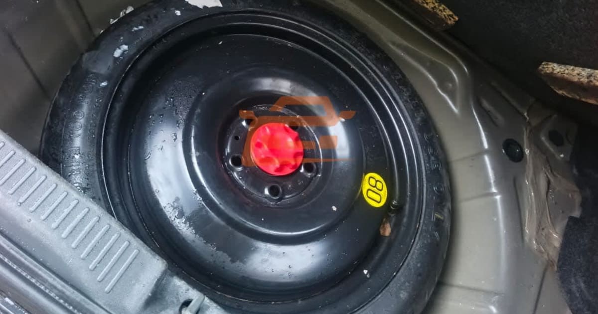 2009 Toyota Auris à Douala — photo 8/9