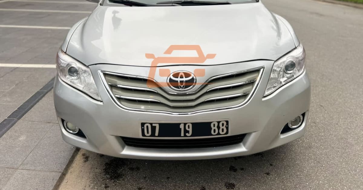 2009 Toyota Camry à Douala — photo 2/5