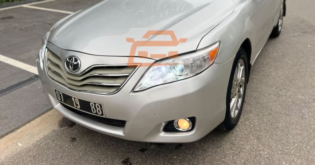 2009 Toyota Camry à Douala