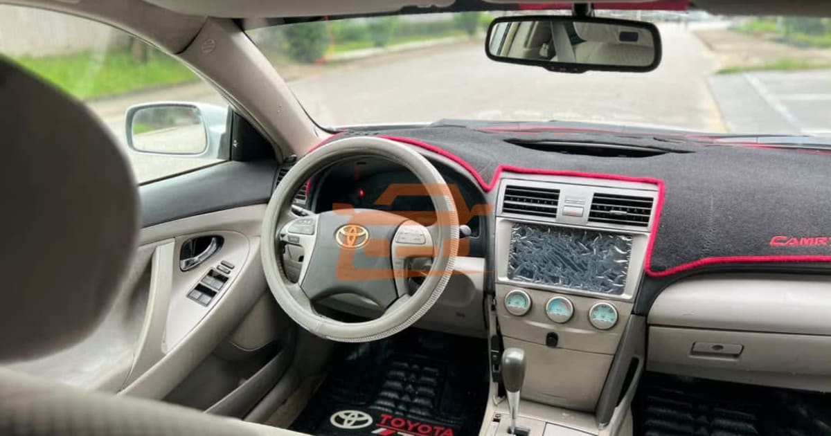 2009 Toyota Camry à Douala — photo 4/5