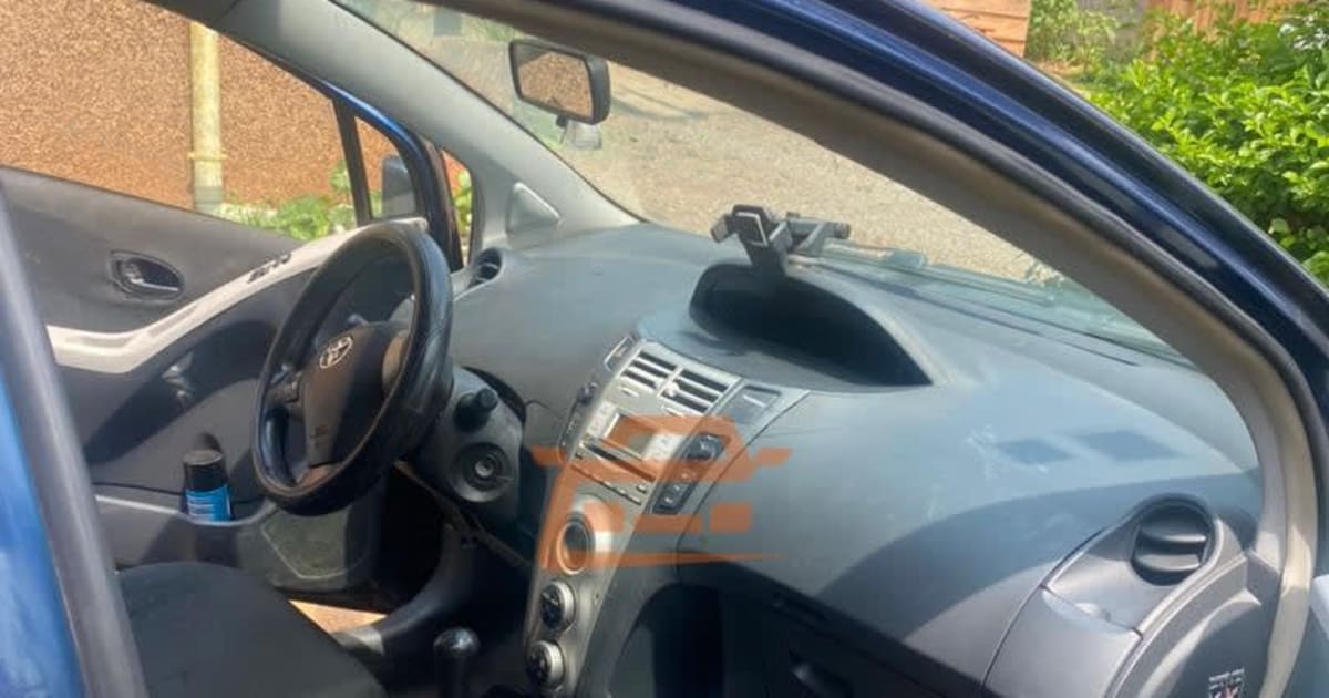 2008 Toyota Yaris à Douala — photo 3/9