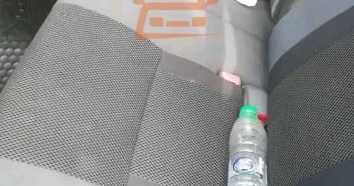 2003 Toyota RAV4 à Douala — photo 5/5