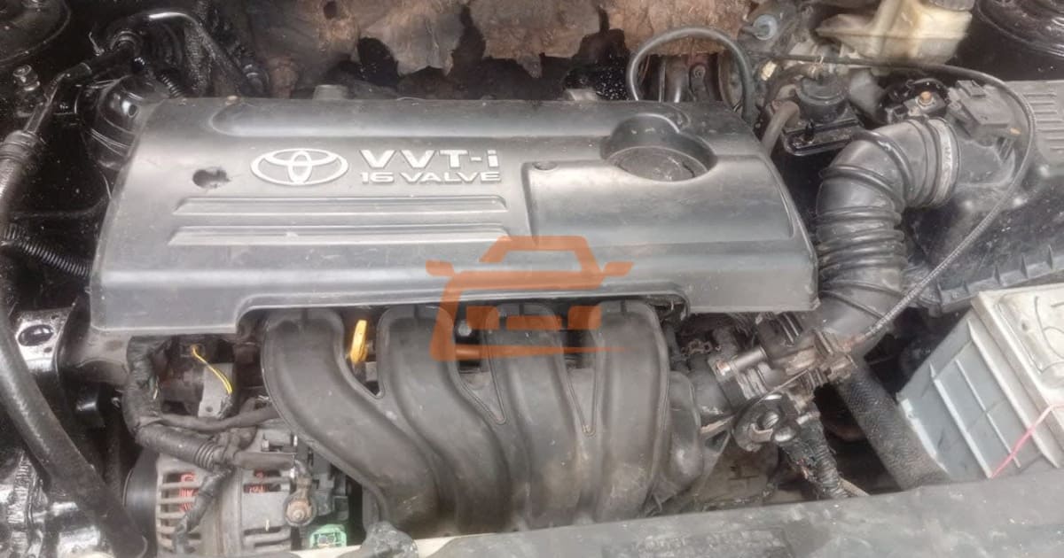 2004 Toyota Corolla à Douala — photo 7/8
