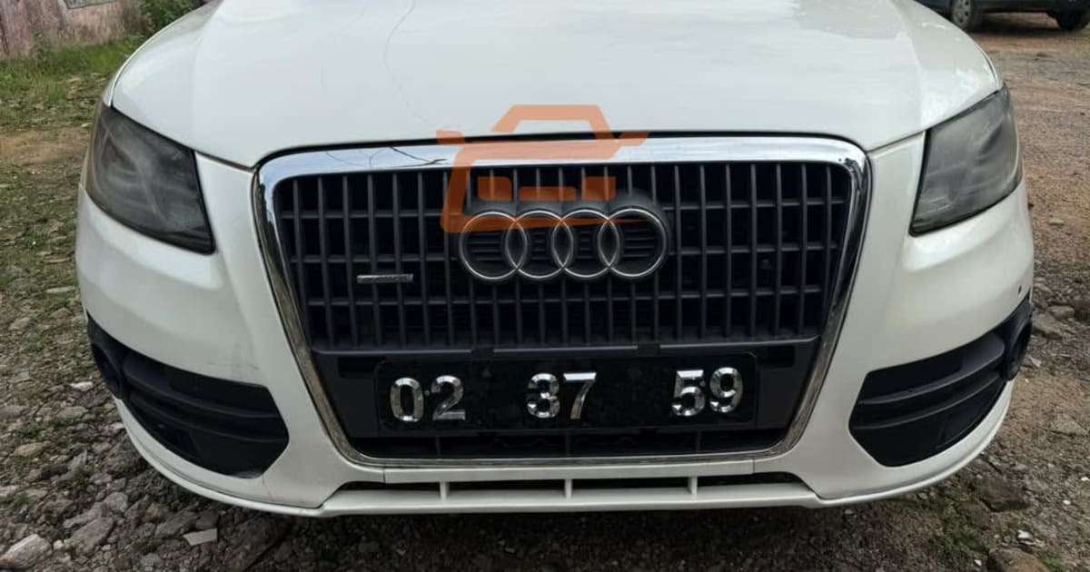 2010 Audi Q5 à Douala — photo 3/9