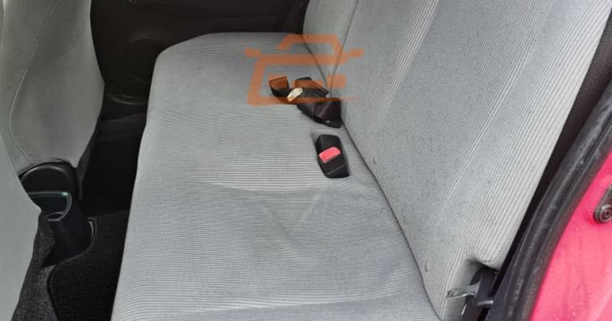 2011 Toyota Vitz à Douala — photo 7/9