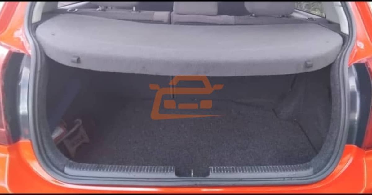 2004 Toyota Corolla à Douala — photo 7/9