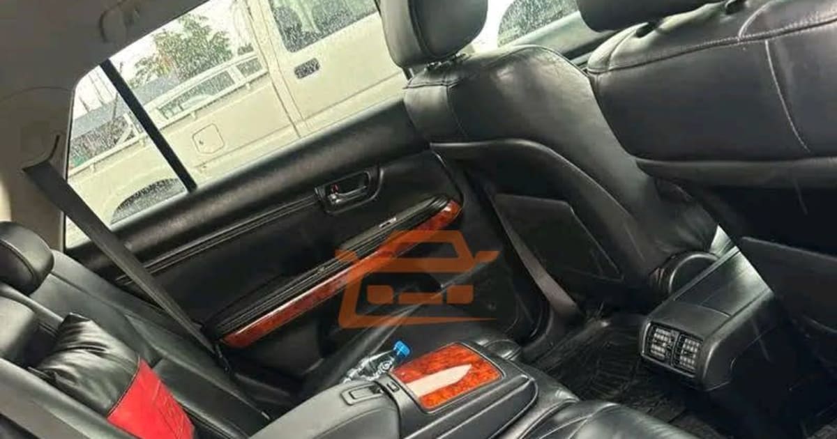 2008 Lexus Rx 350 à Douala — photo 3/5