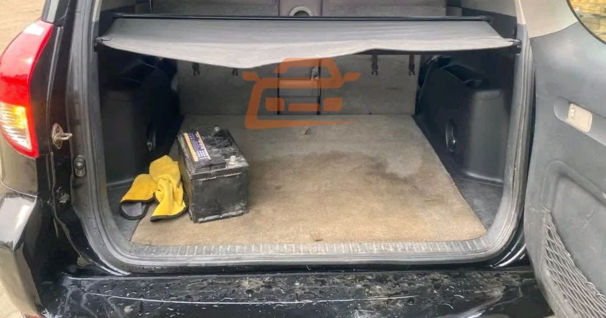 2007 Toyota RAV 4 à Douala — photo 7/9