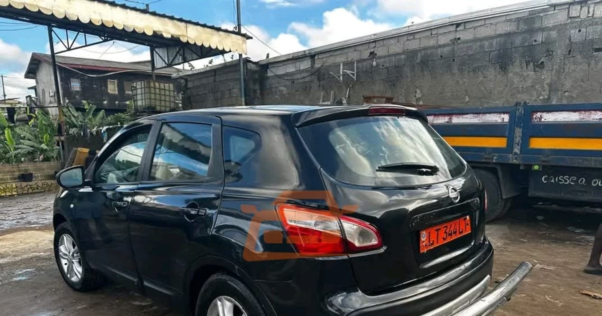 2008 Nissan Qashqai à Douala — photo 4/9