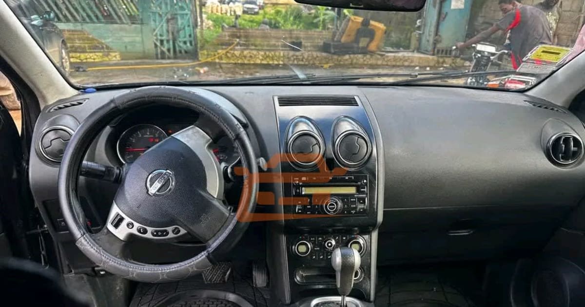 2008 Nissan Qashqai à Douala — photo 5/9