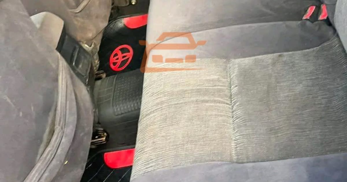 2003 Toyota Corolla à Douala — photo 3/6