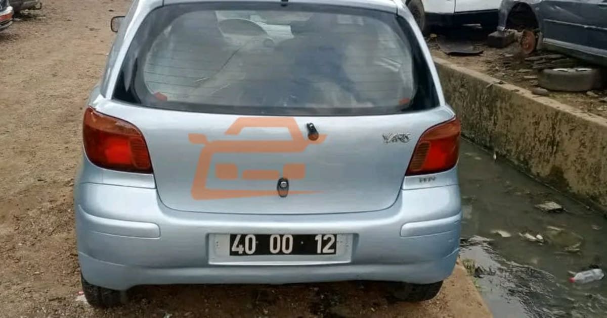 2005 Toyota Yaris à Douala — photo 9/9