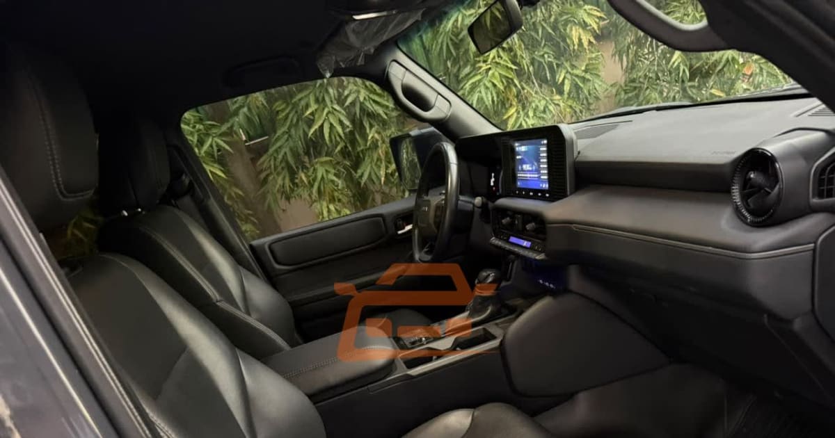 2024 Toyota Prado à Douala — photo 3/9