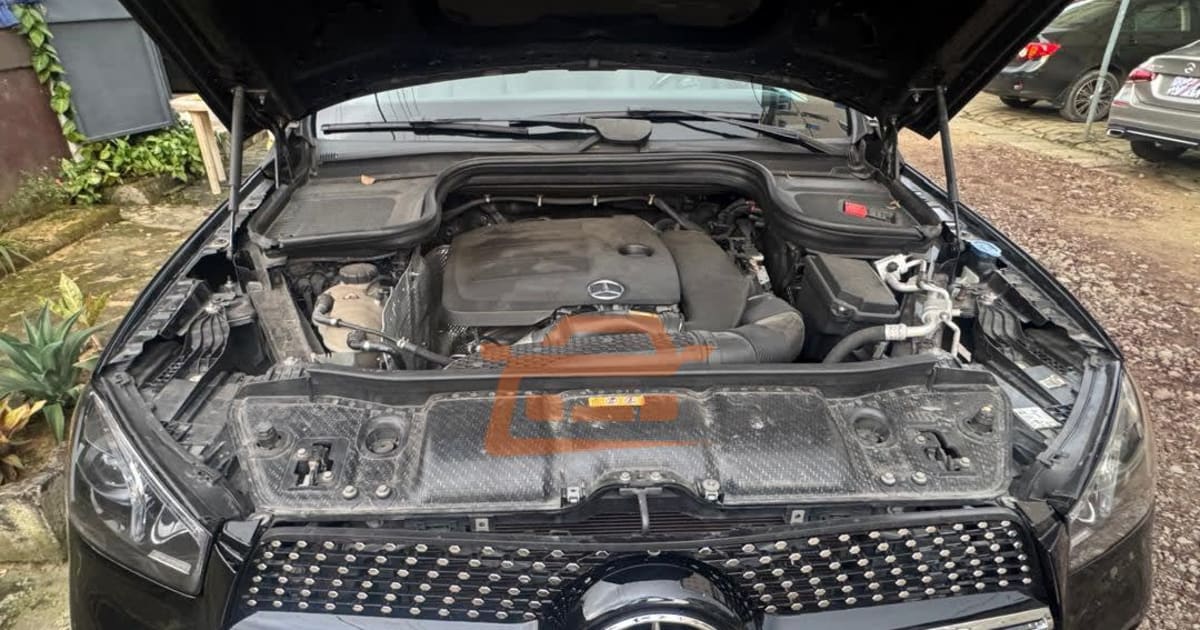 2022 Mercedes-Benz GLE à Douala — photo 2/9