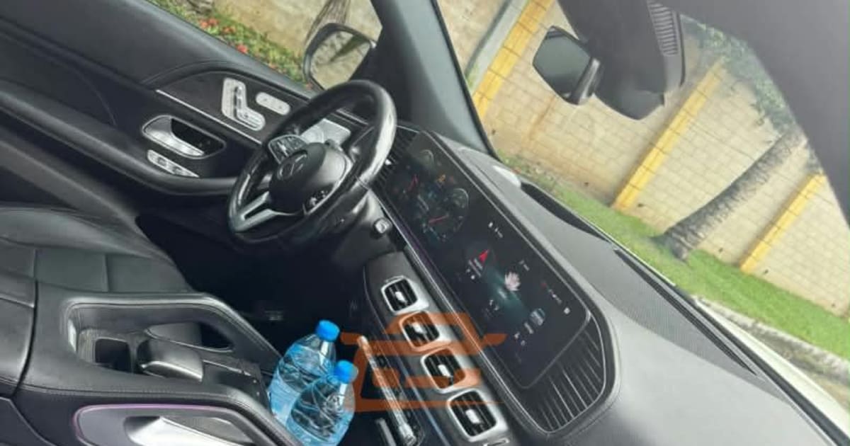 2020 Mercedes-Benz GLE à Douala — photo 3/5