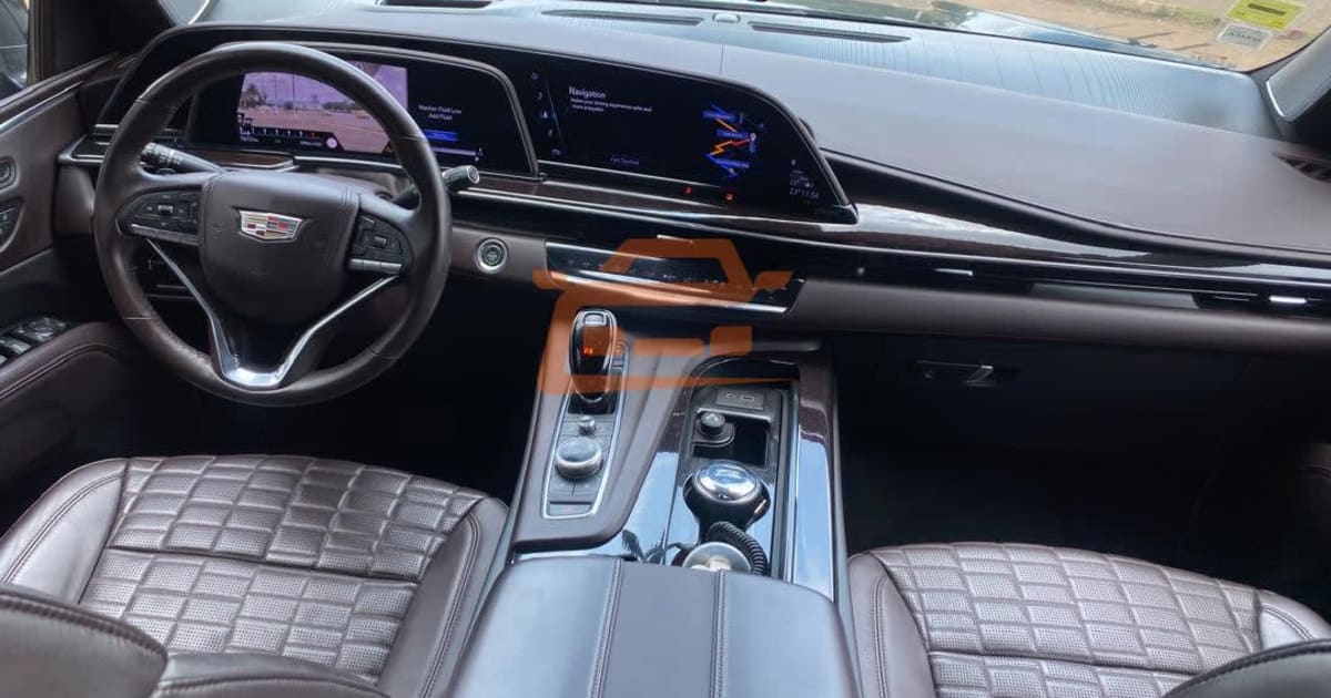 2022 Cadillac Escalade à Yaounde — photo 2/8