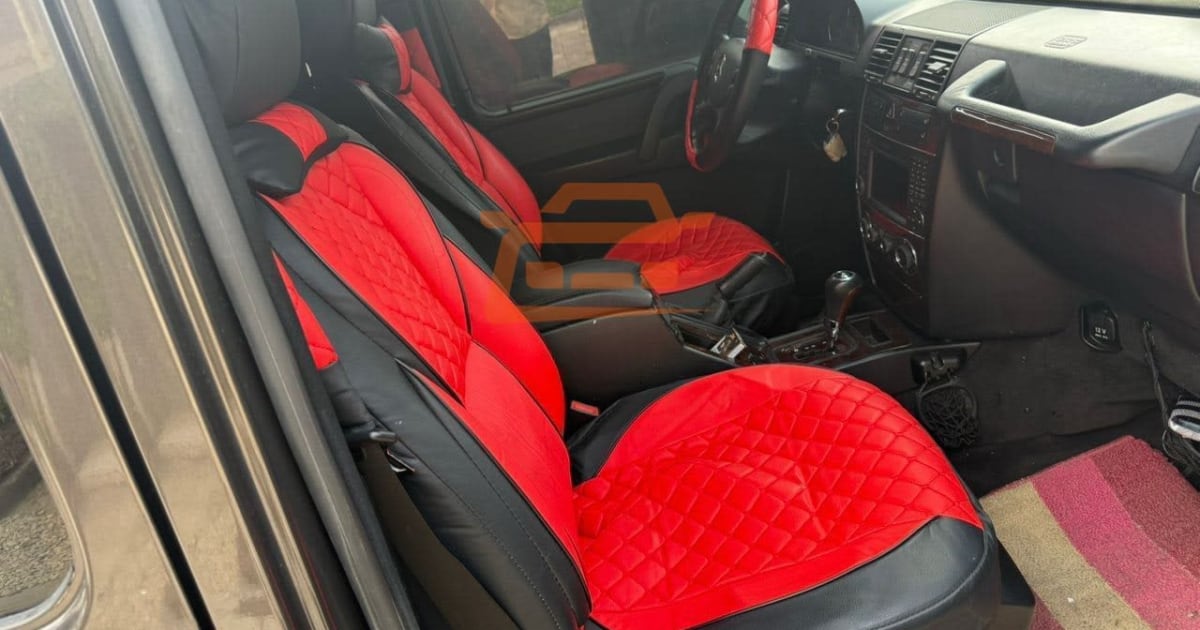 2010 Mercedes-Benz G-Class à Douala — photo 4/9