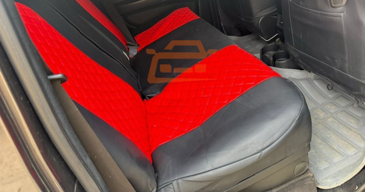 2010 Mercedes-Benz G-Class à Douala — photo 6/9