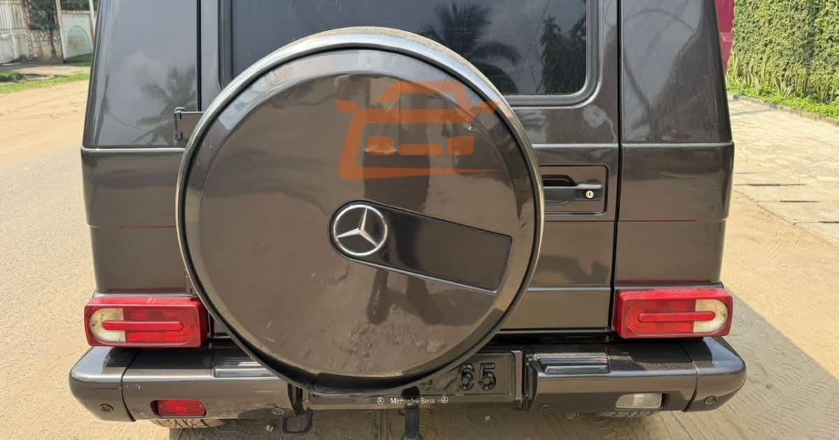 2010 Mercedes-Benz G-Class à Douala — photo 9/9