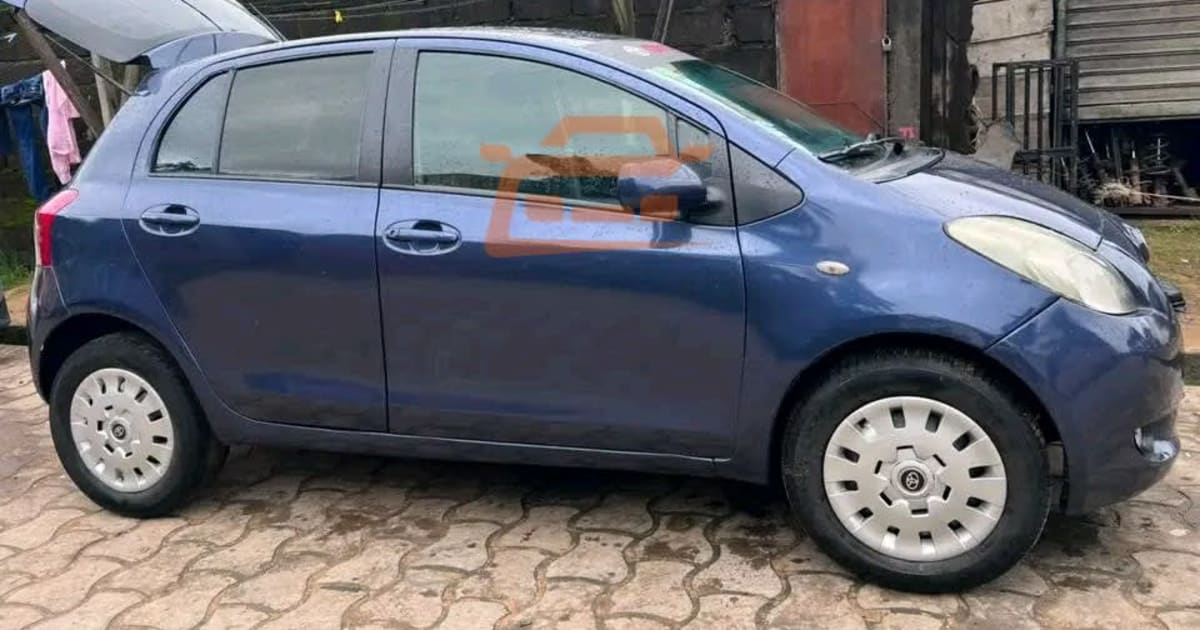 2008 Toyota Yaris à Douala — photo 4/9