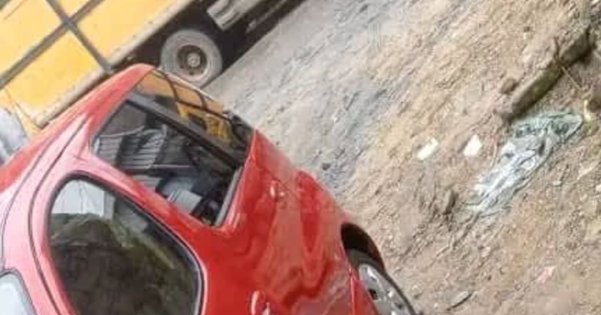2004 Toyota Yaris à Douala — photo 4/6