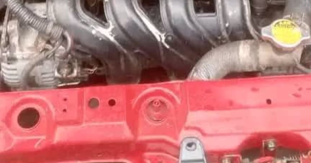 2004 Toyota Yaris à Douala — photo 5/6