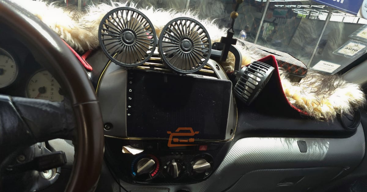 2005 Toyota RAV4 à Yaounde — photo 9/9