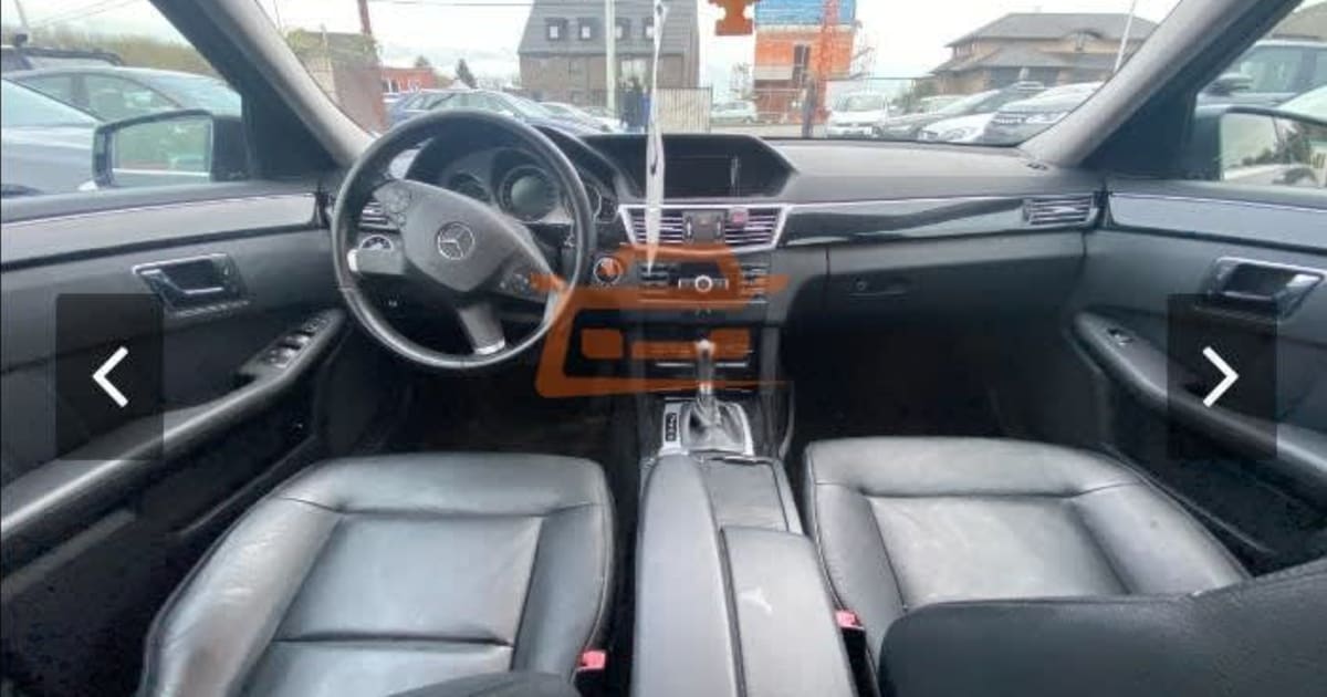 2010 Mercedes-Benz E-Klasse à Dilbeek, Belgique — photo 6/7